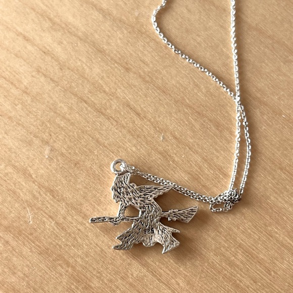 925 Sterling Silver Witch Pendant With 12” Chain - Picture 4 of 5